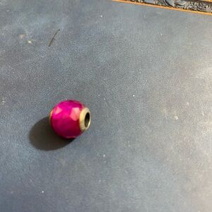 Pandora faceted charm bright pink